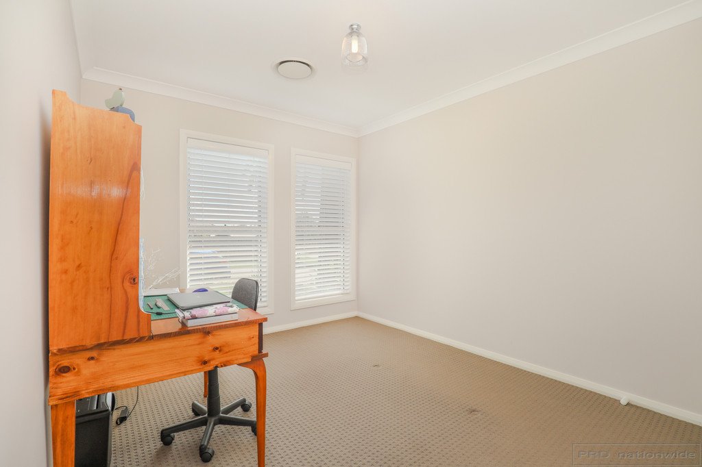 4 Coolabah Street ABERGLASSLYN 25