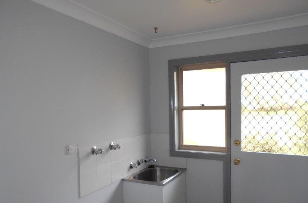 4 Coolamine Circuit TUMUT 11