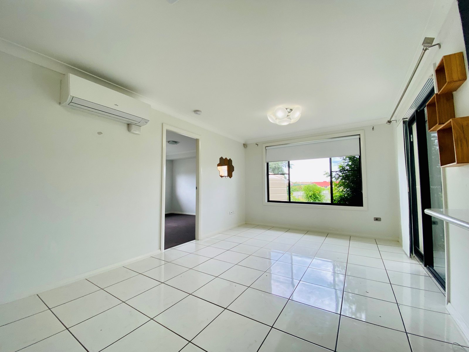 4 Coolamon Close TAMWORTH 3