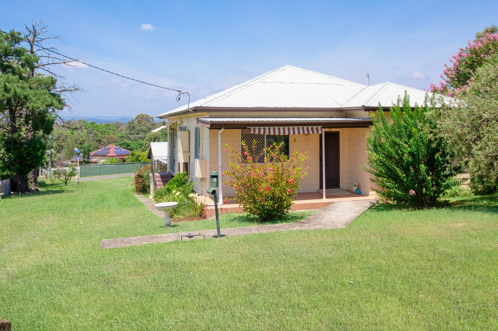 4 Cooma Street ABERMAIN 1