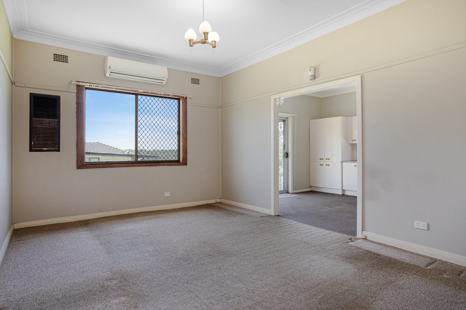4 Cooma Street ABERMAIN 5