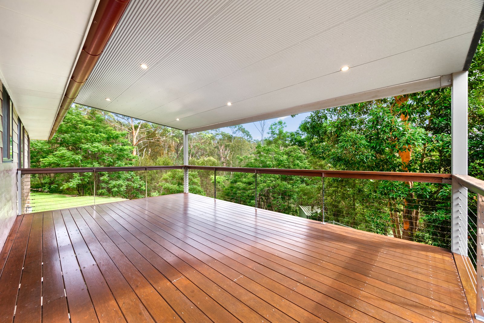 4 Cooroy Crescent YELLOW ROCK 12