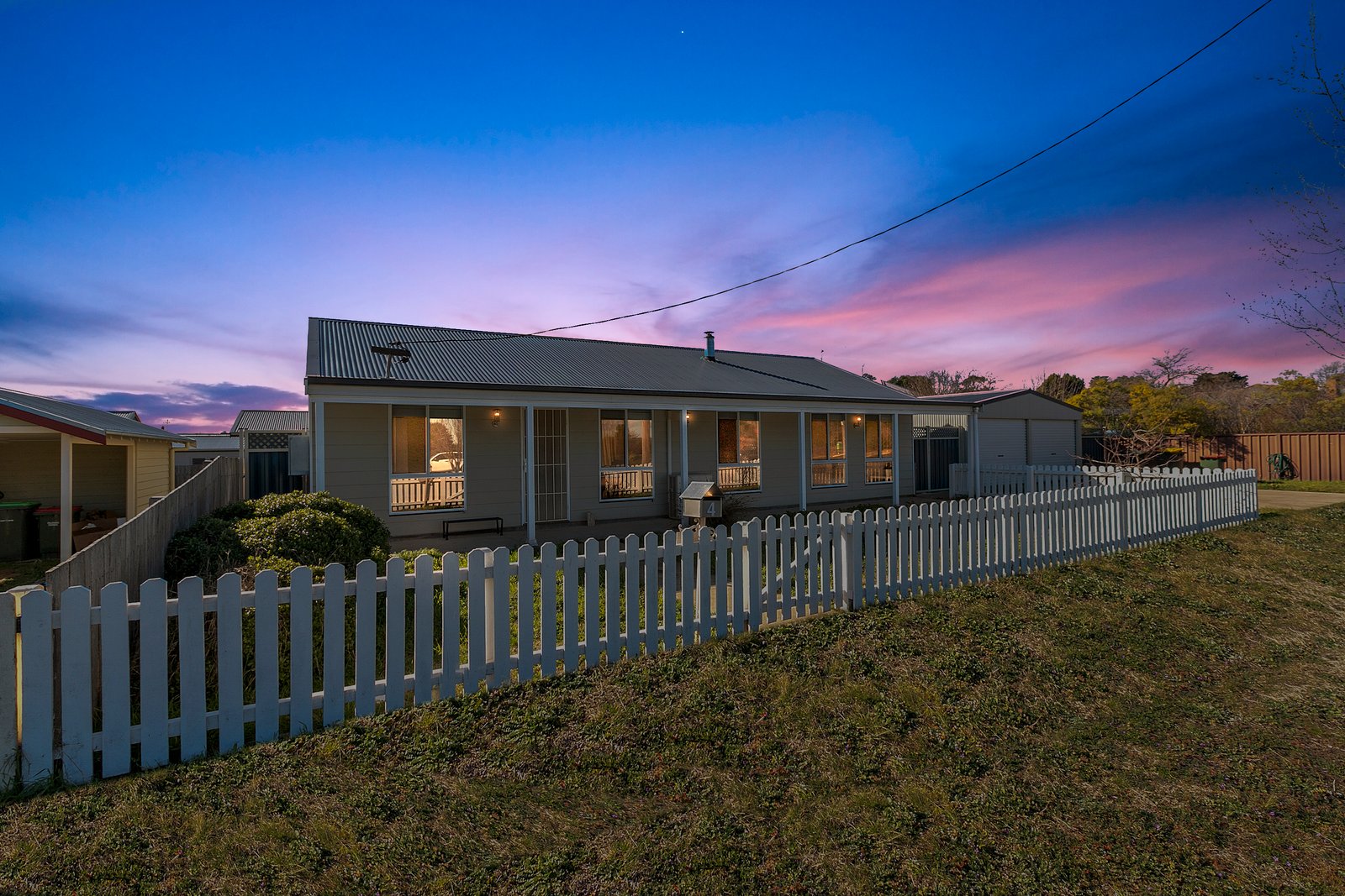 4 Coronation Avenue, Braidwood NSW 2622