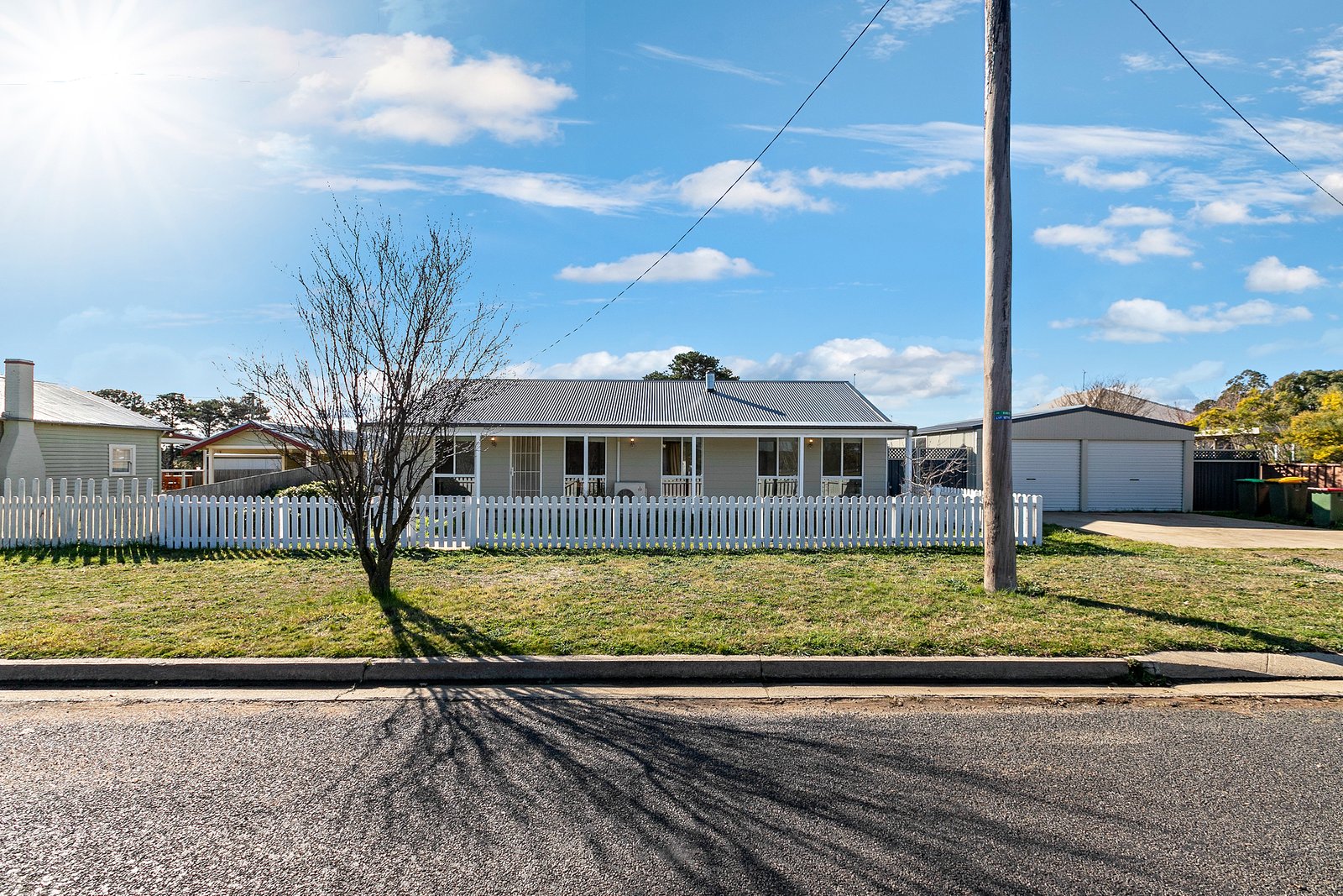 4 Coronation Avenue, Braidwood NSW 2622