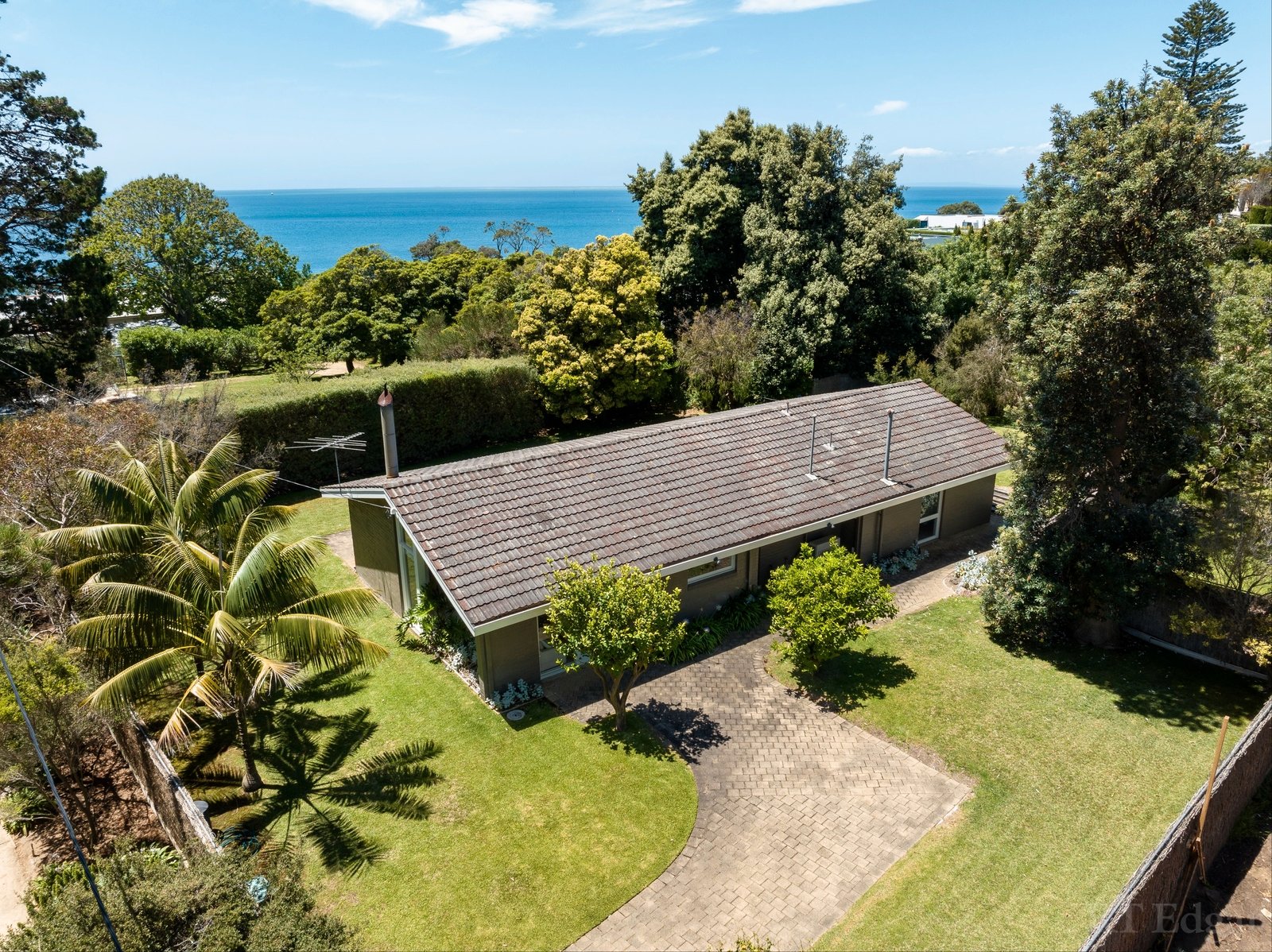 Real Estate and Property in 4 Cove Avenue, Portsea, VIC