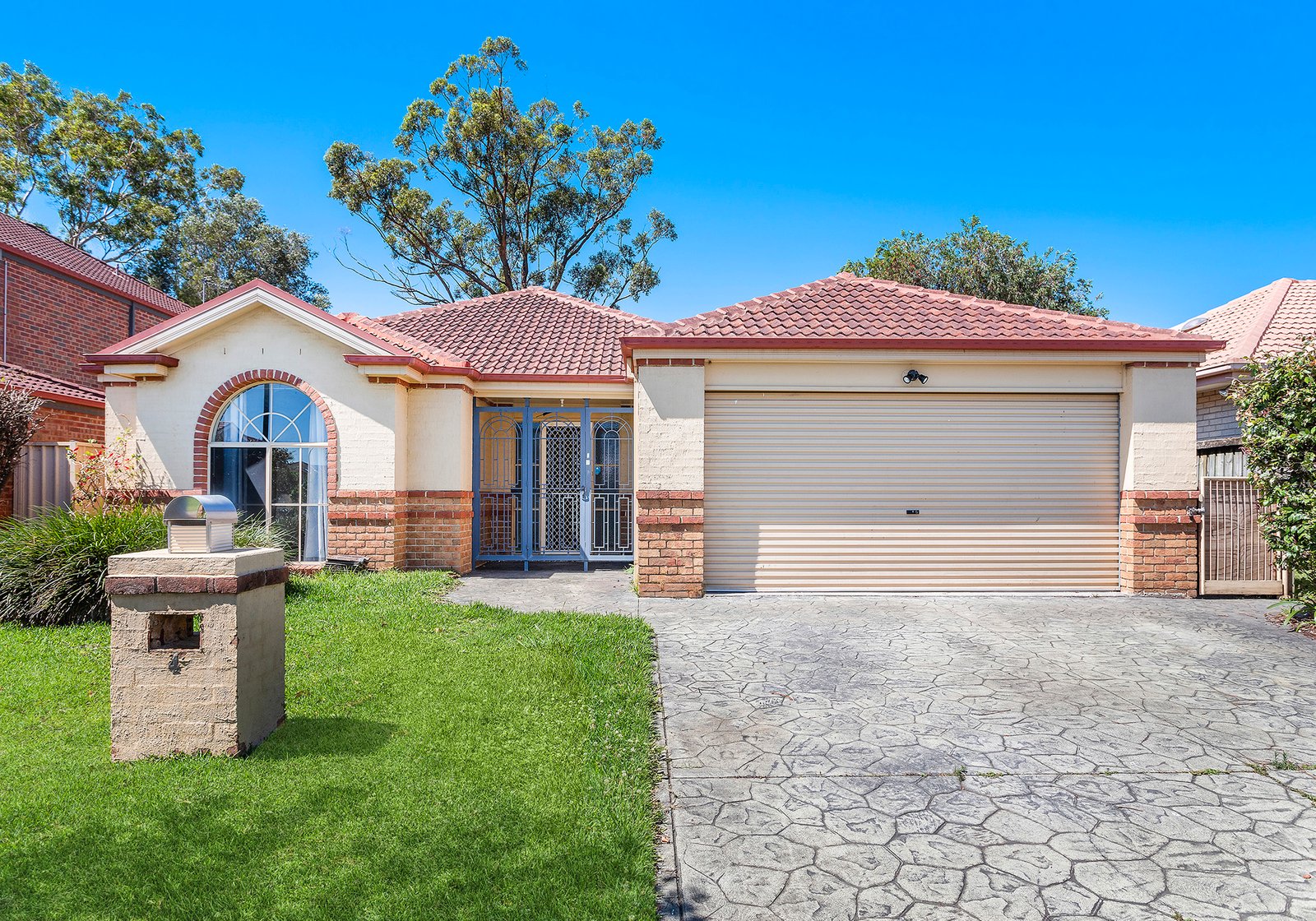 4 Covington Green DAPTO 1