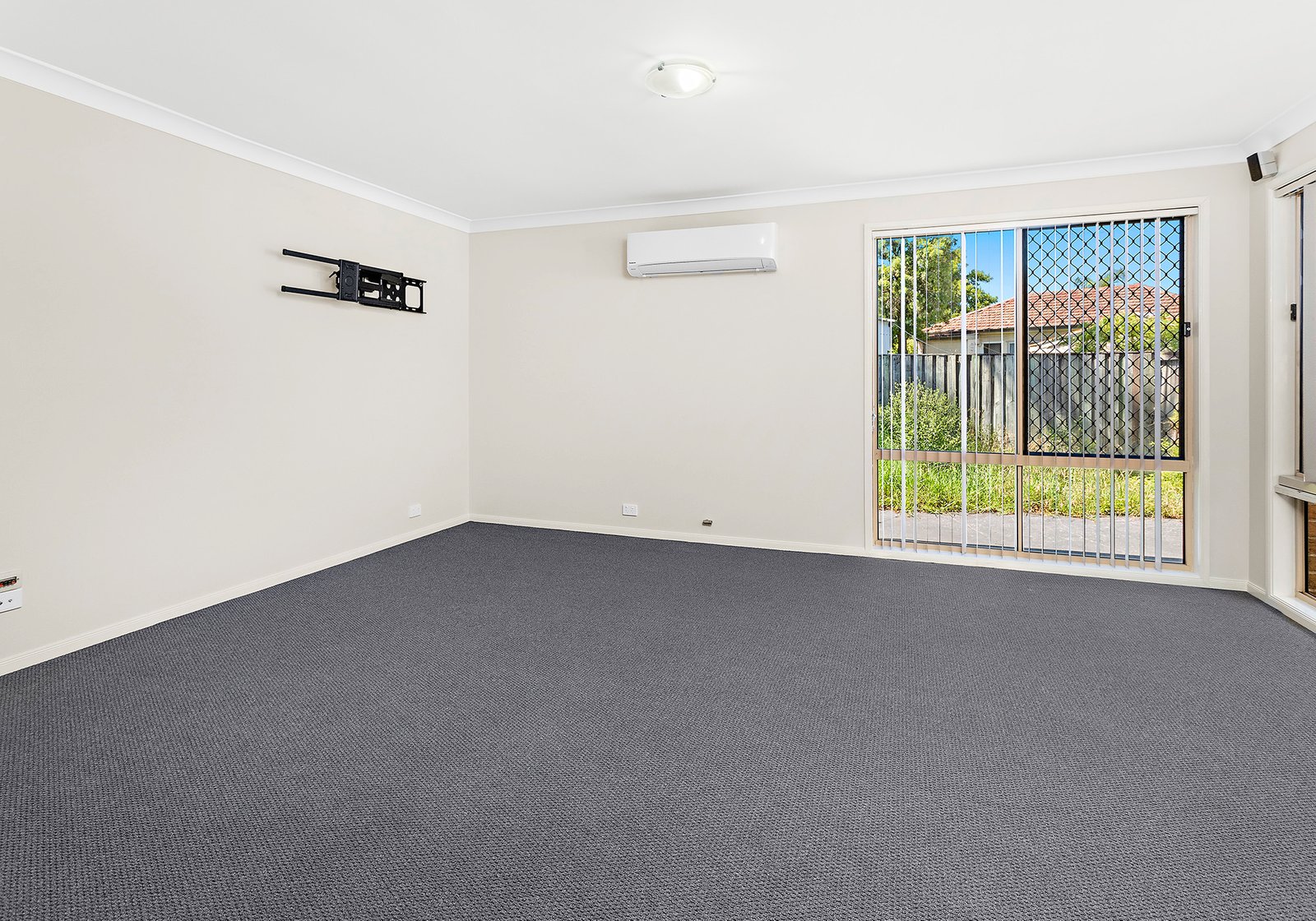 4 Covington Green DAPTO 4