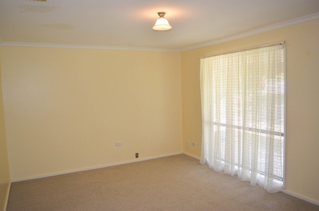 4 Cox Avenue FOREST HILL 3