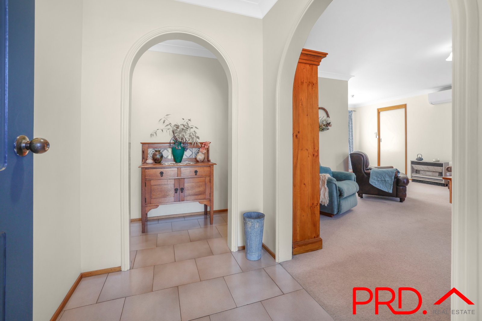 4 Craigends Place TAMWORTH 2