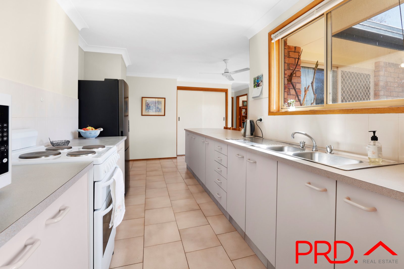 4 Craigends Place TAMWORTH 15