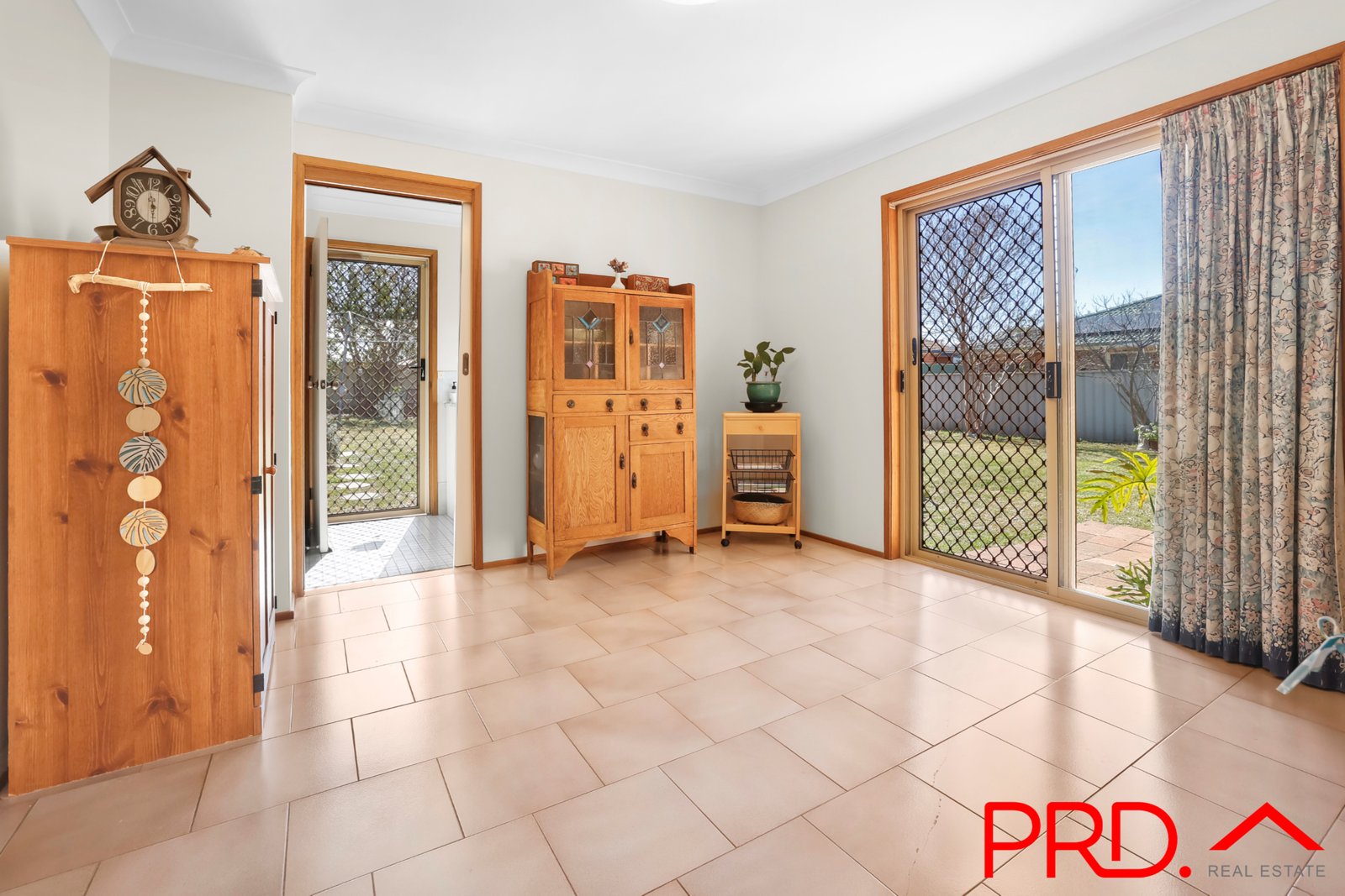 4 Craigends Place TAMWORTH 17