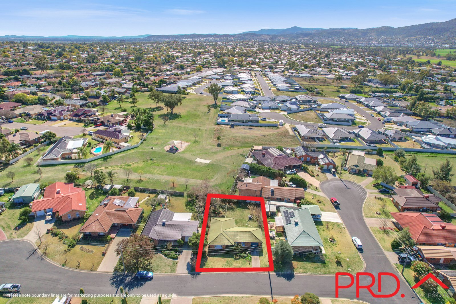 4 Craigends Place TAMWORTH 24