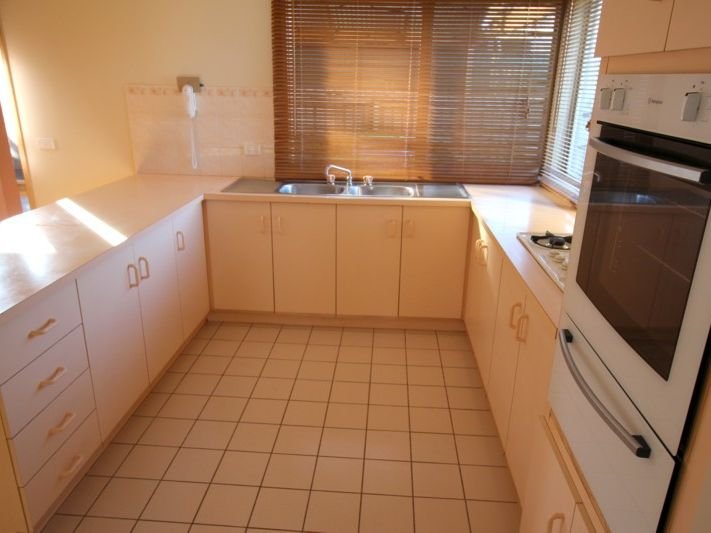 Gallery: 4 Craigton Court