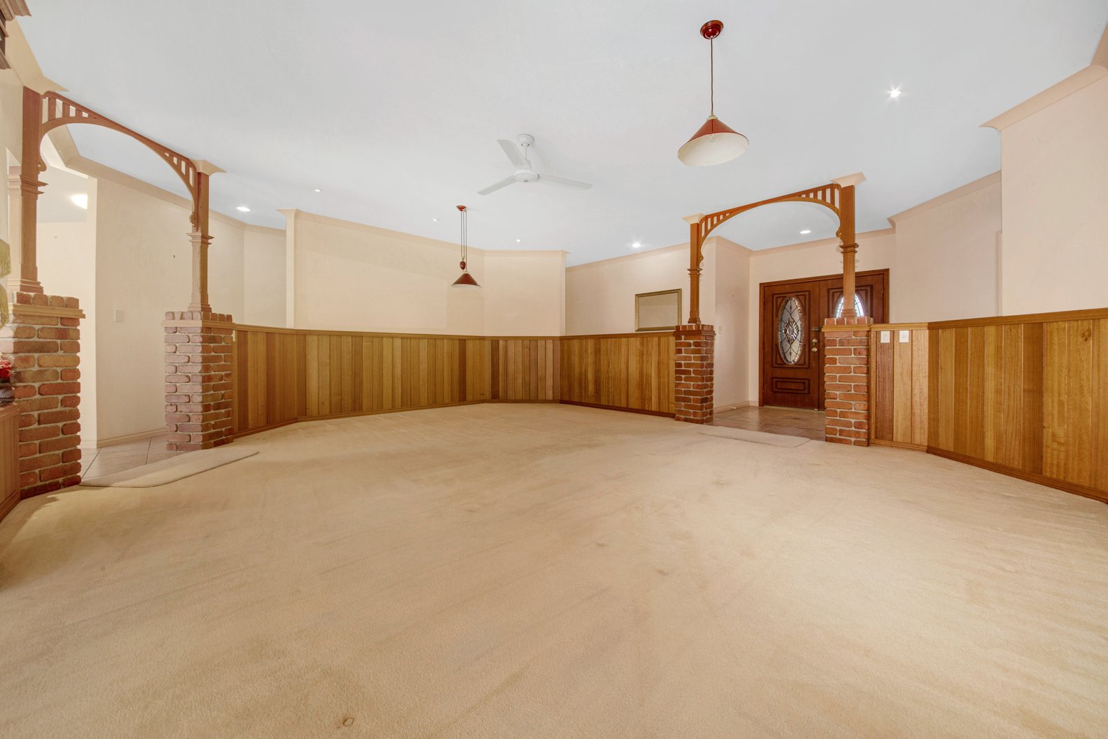 4 CRESWELL Court TANNUM SANDS 6