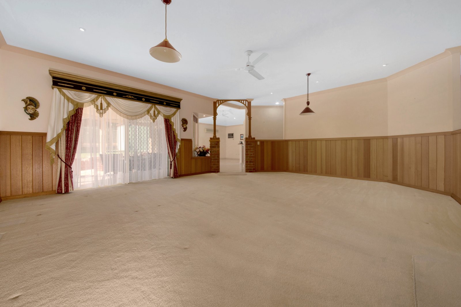 4 CRESWELL Court TANNUM SANDS 7