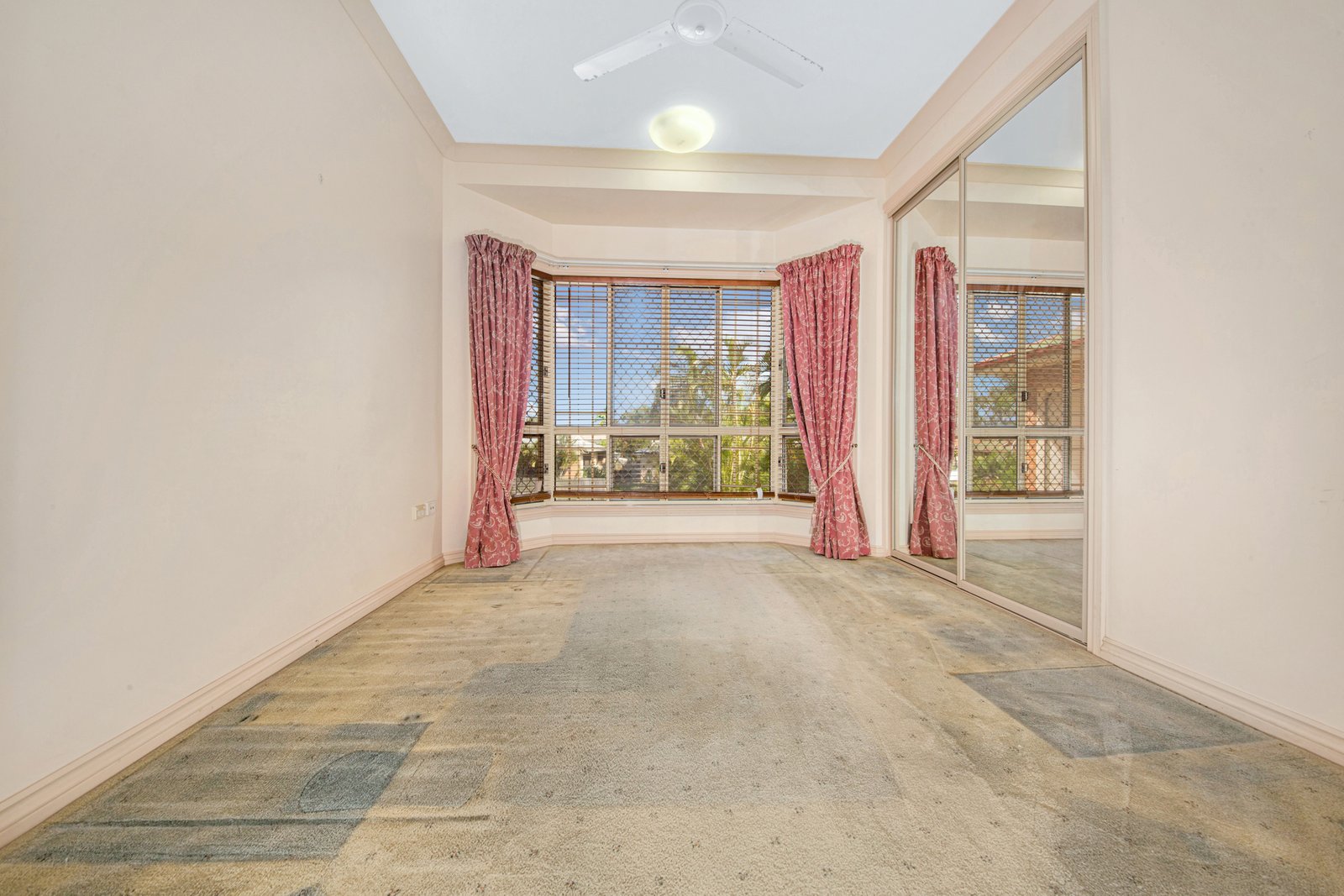 4 CRESWELL Court TANNUM SANDS 13