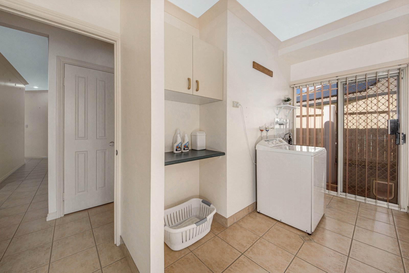 4 CRESWELL Court TANNUM SANDS 16