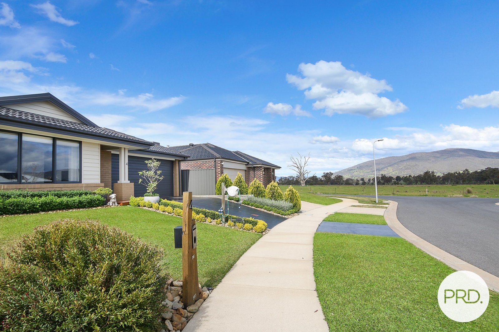 4 Cromwell Road LENEVA 2