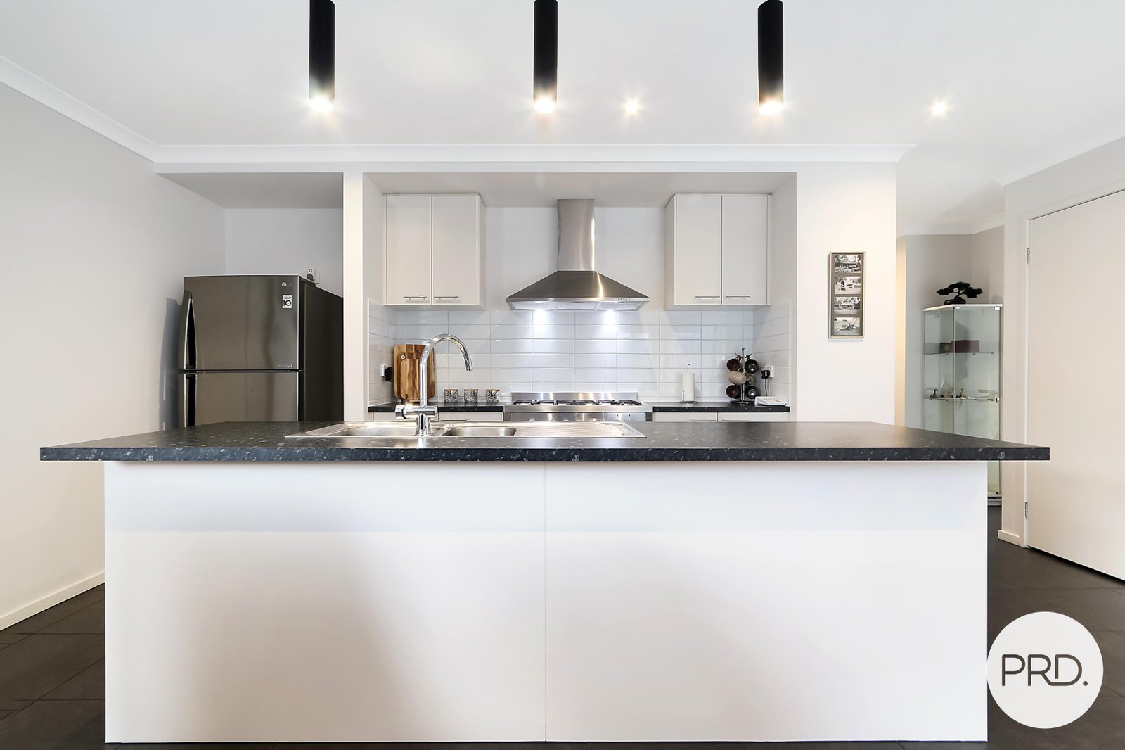 4 Cromwell Road LENEVA 4