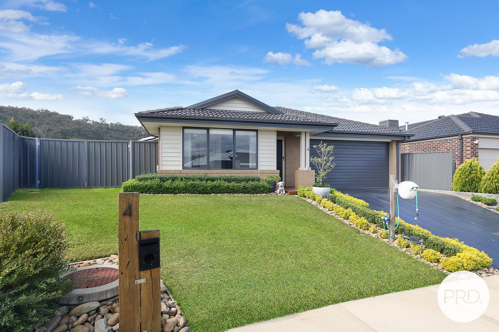 4 Cromwell Road LENEVA 19