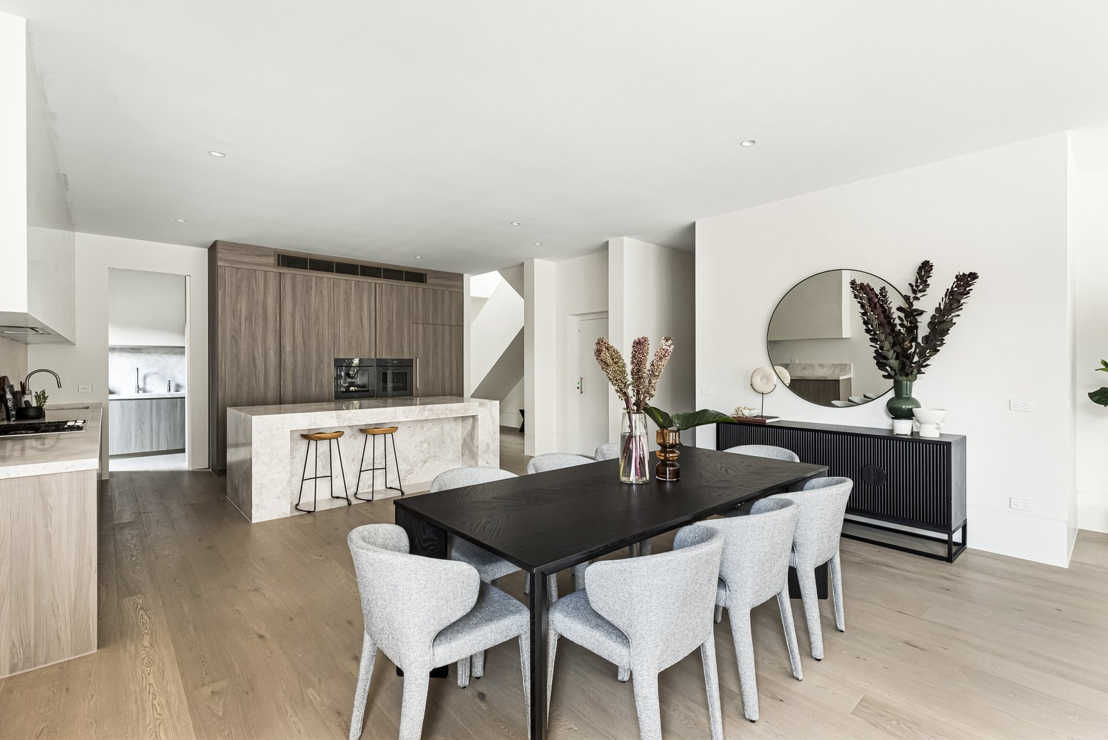 Real Estate and Property in 4 Cummins Grove, Malvern, VIC