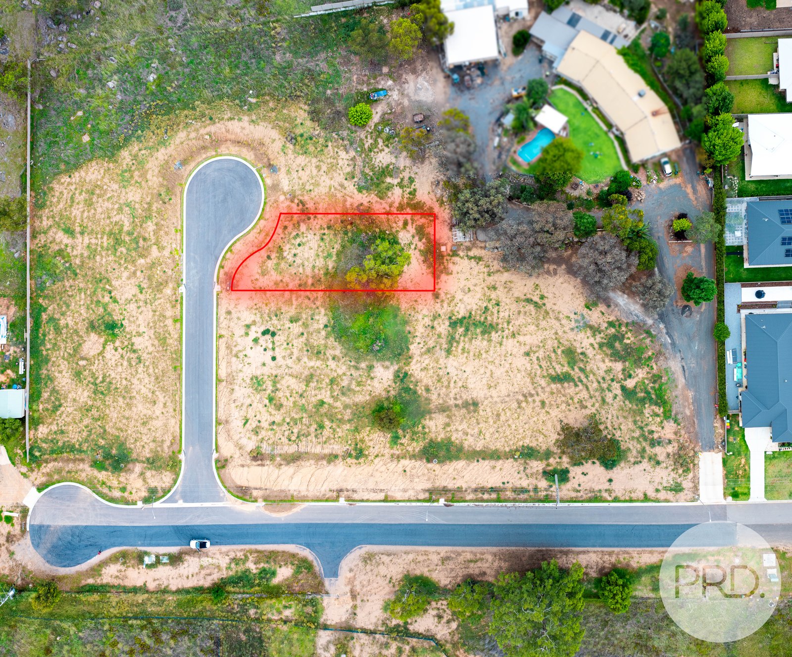 4 Cuthbert Court BOOROOMA 1