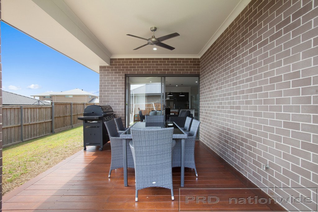 4 Damsel Street CHISHOLM 12
