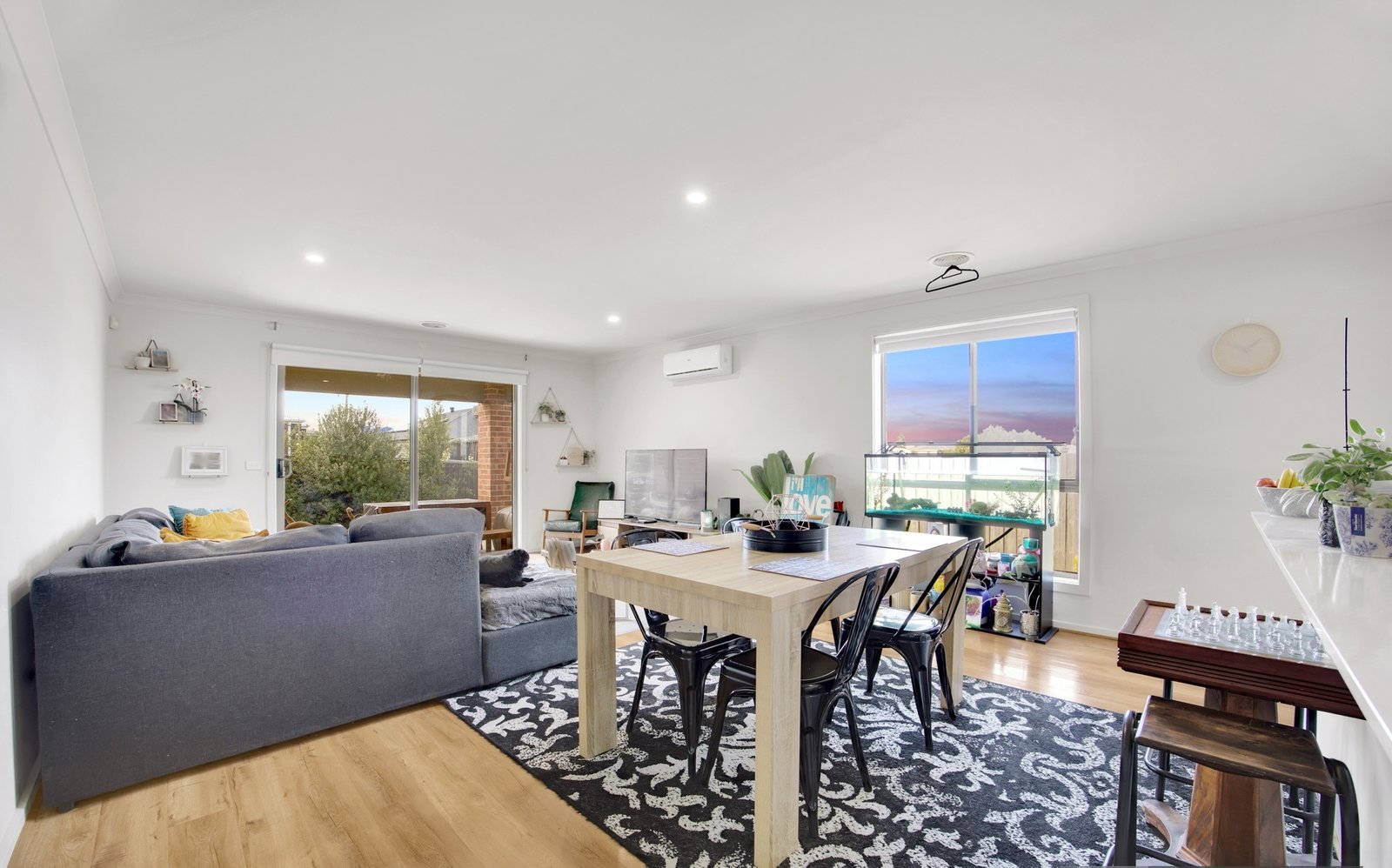 Gallery: 4 Dante Crescent