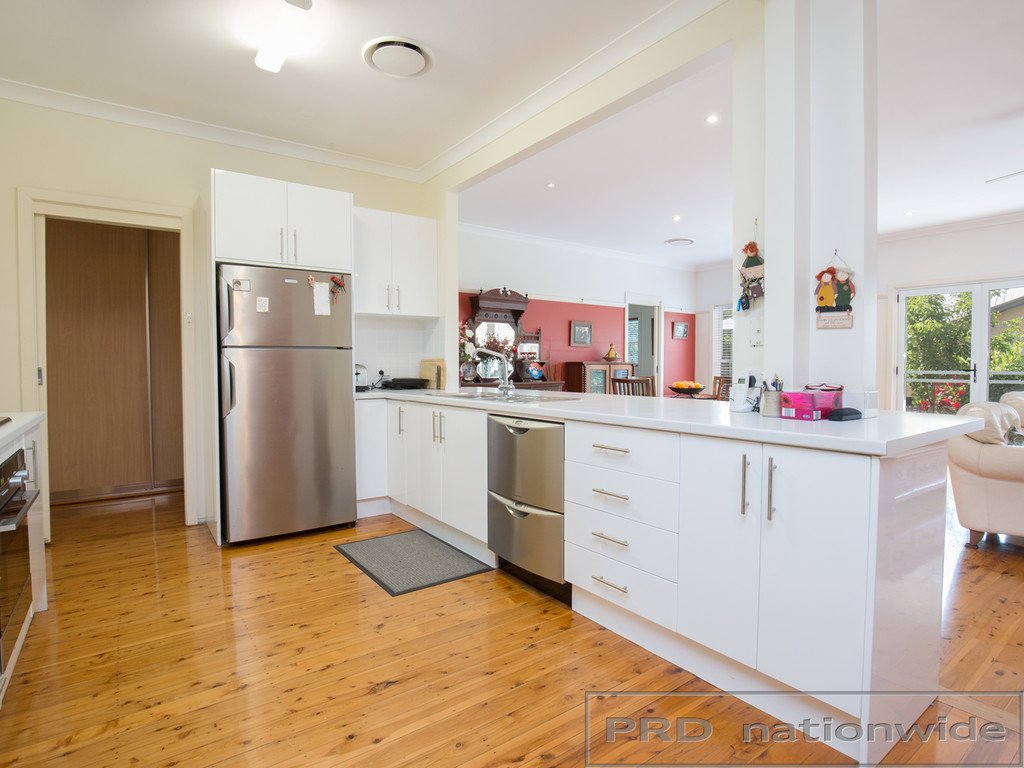 4 Davidson Street EAST MAITLAND 4