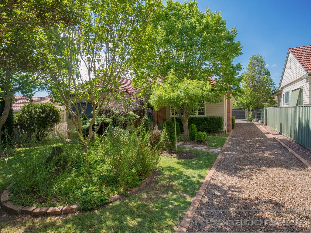 4 Davidson Street EAST MAITLAND 19