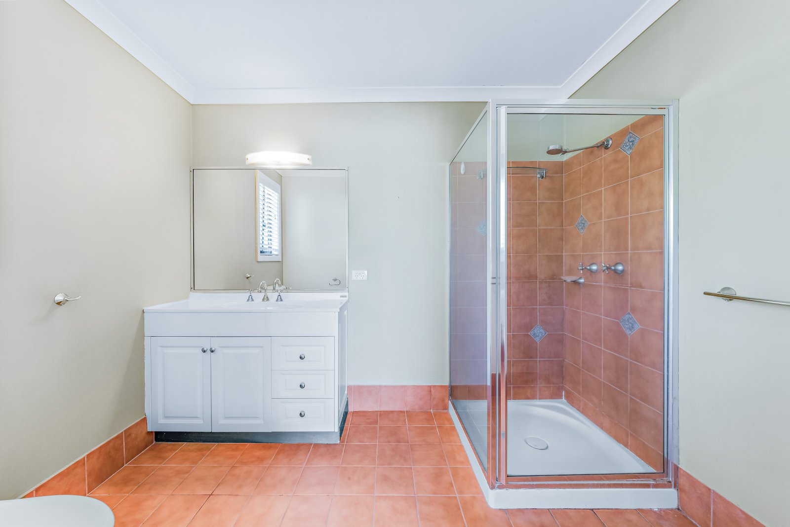 4 Daydream Court CANNONVALE 11