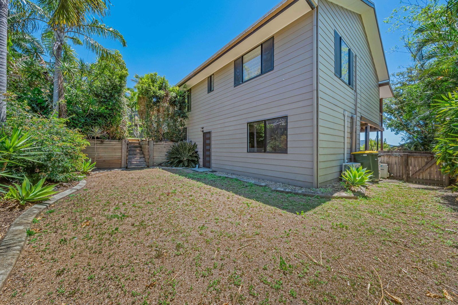 4 Daydream Court CANNONVALE 20