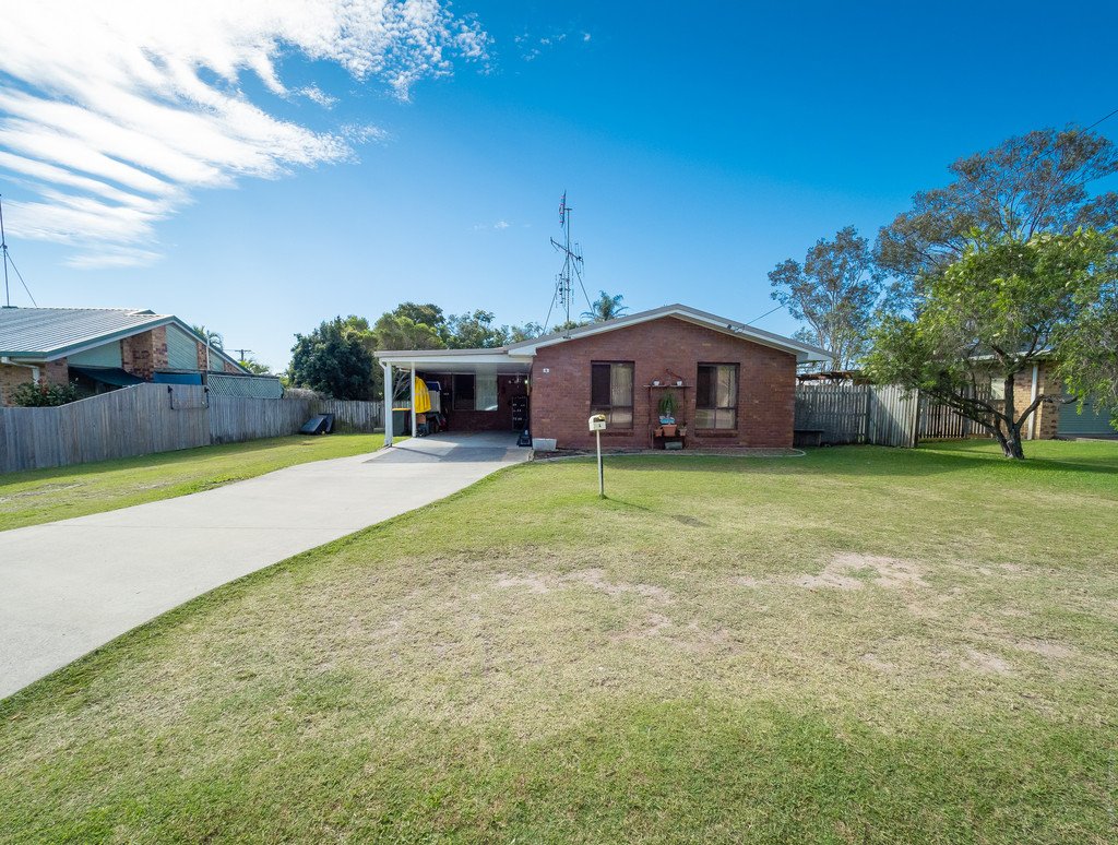 4 Debra Court URANGAN 1