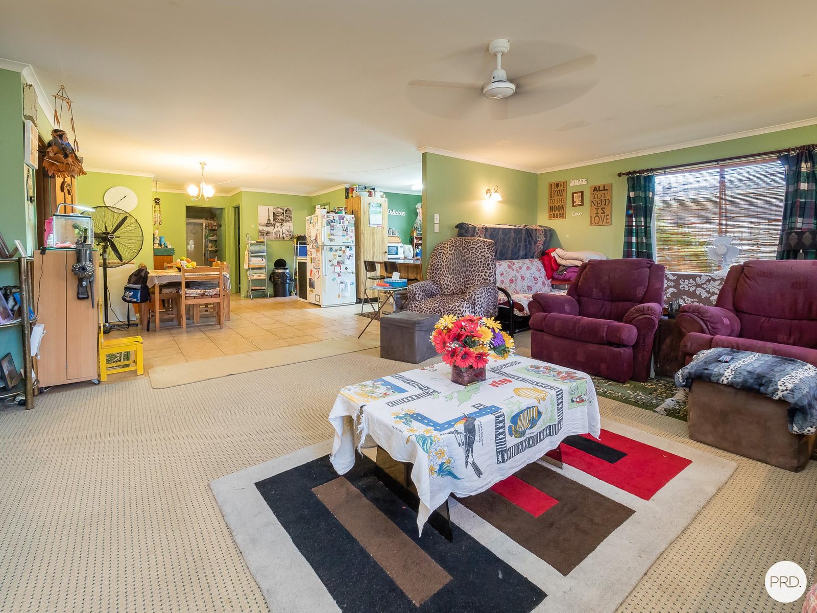4 Debra Court URANGAN 2