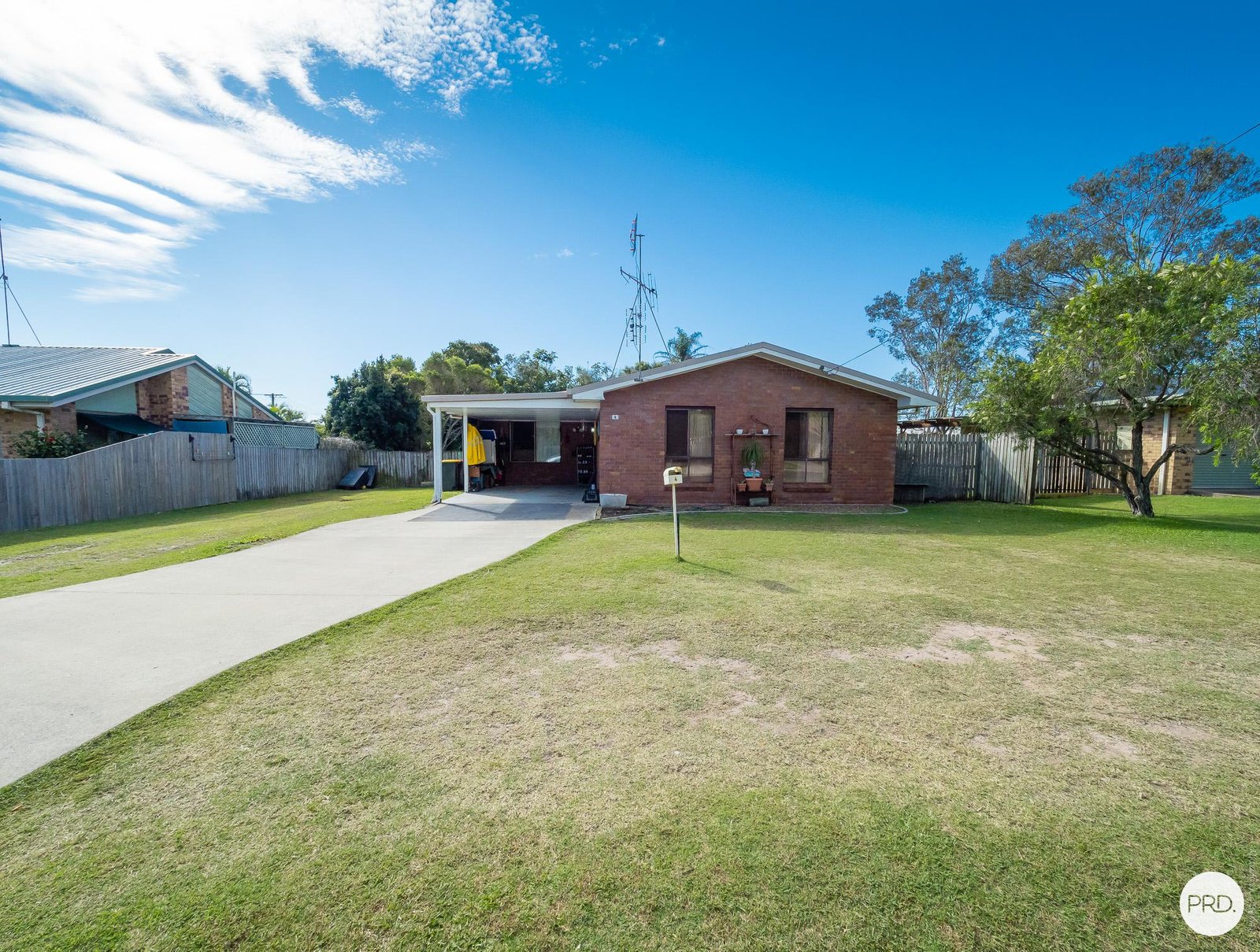 4 Debra Court URANGAN 23