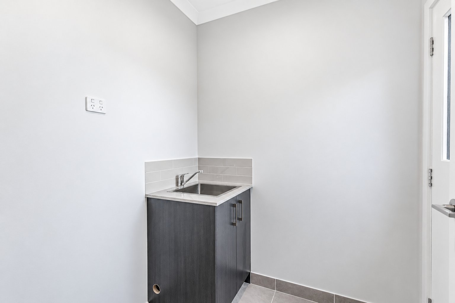 4 Denbow Street HUNTLY 11