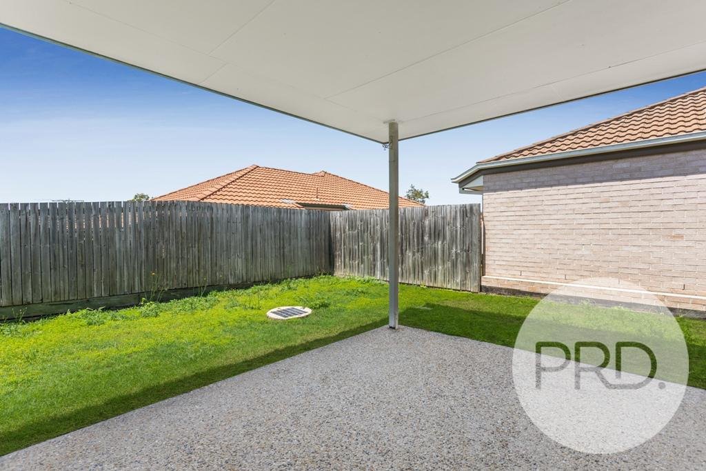 4 Derwent Street MURRUMBA DOWNS 10