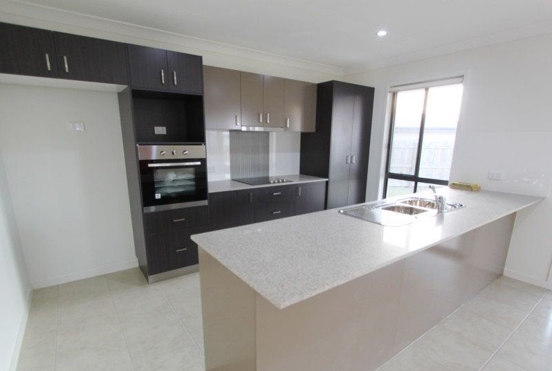 4 Deveney Drive KIRKWOOD 5