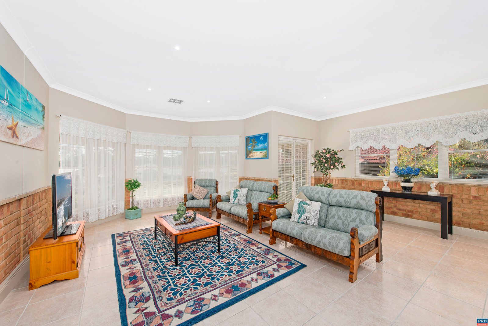 4 Diamentina Way LAKEWOOD 3