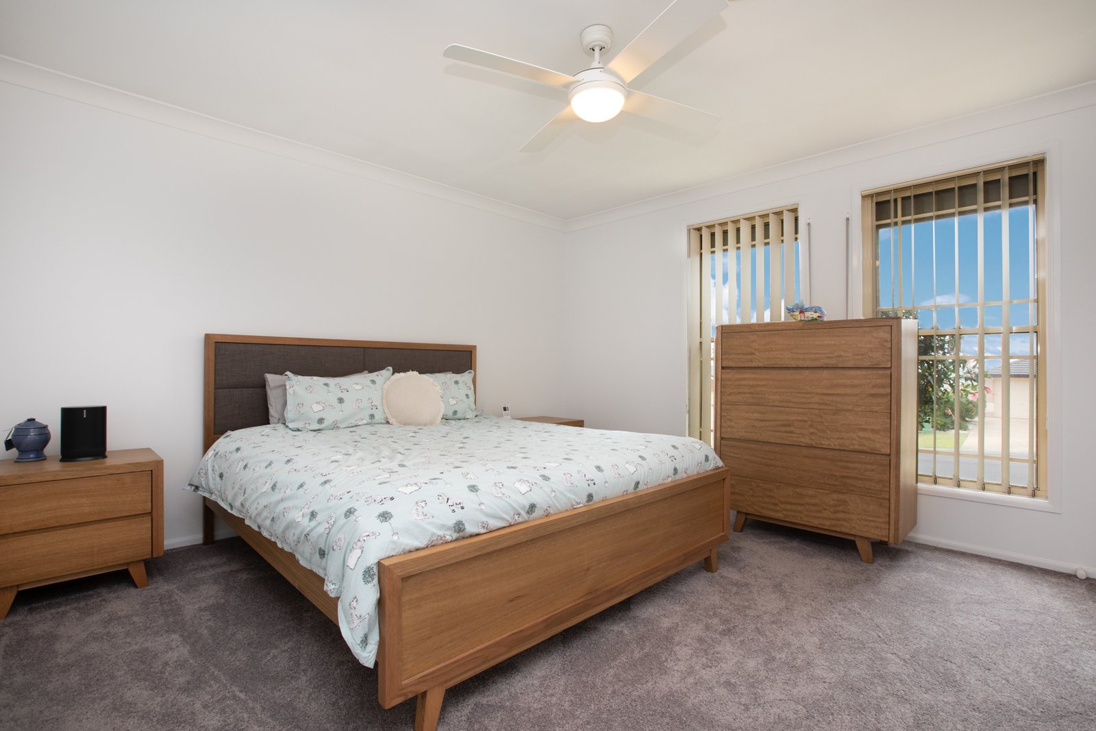 4 Dominic Cove RUTHERFORD 9