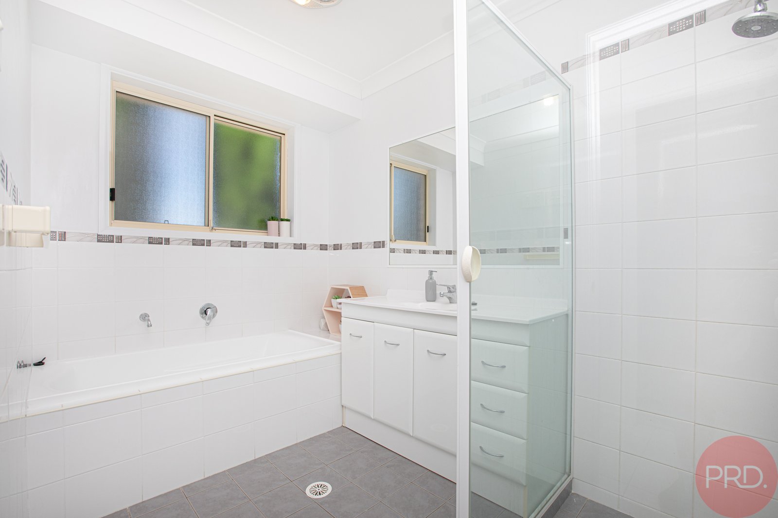4 Dominic Cove RUTHERFORD 14