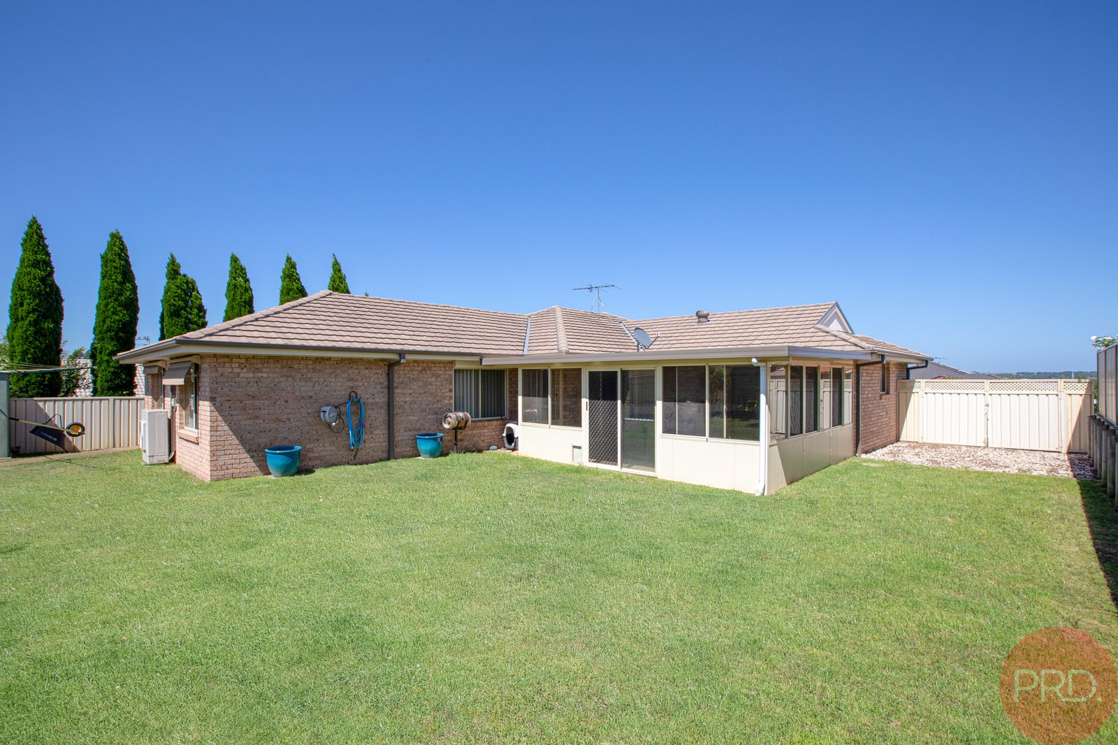 4 Dominic Cove RUTHERFORD 17