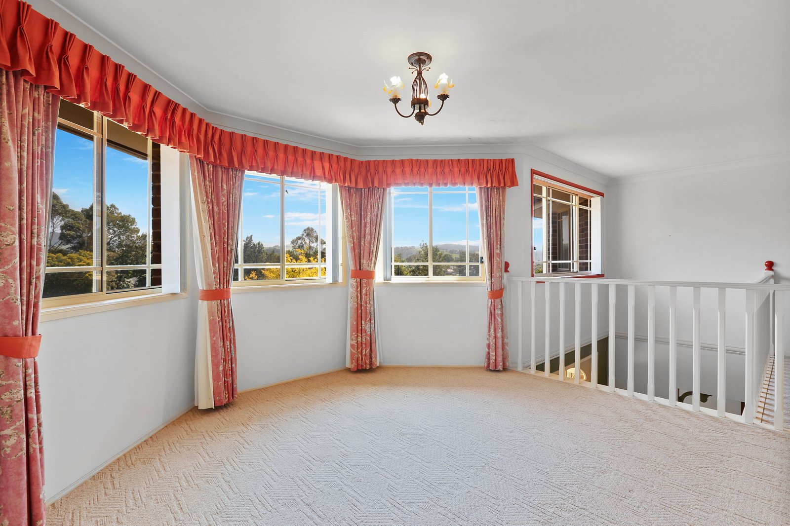 4 Downes Place JAMBEROO 10