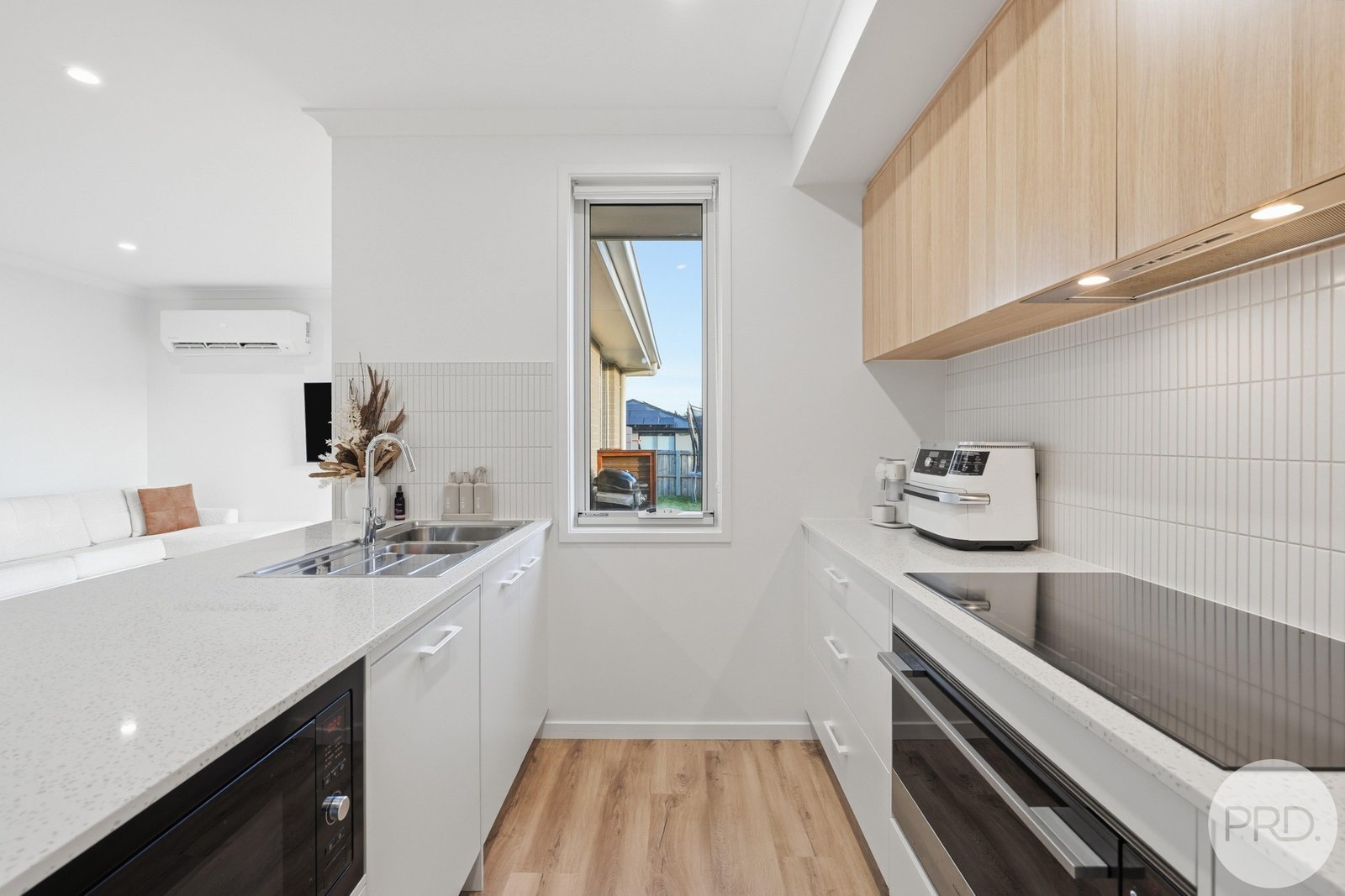 4 Downward Way SORELL 12