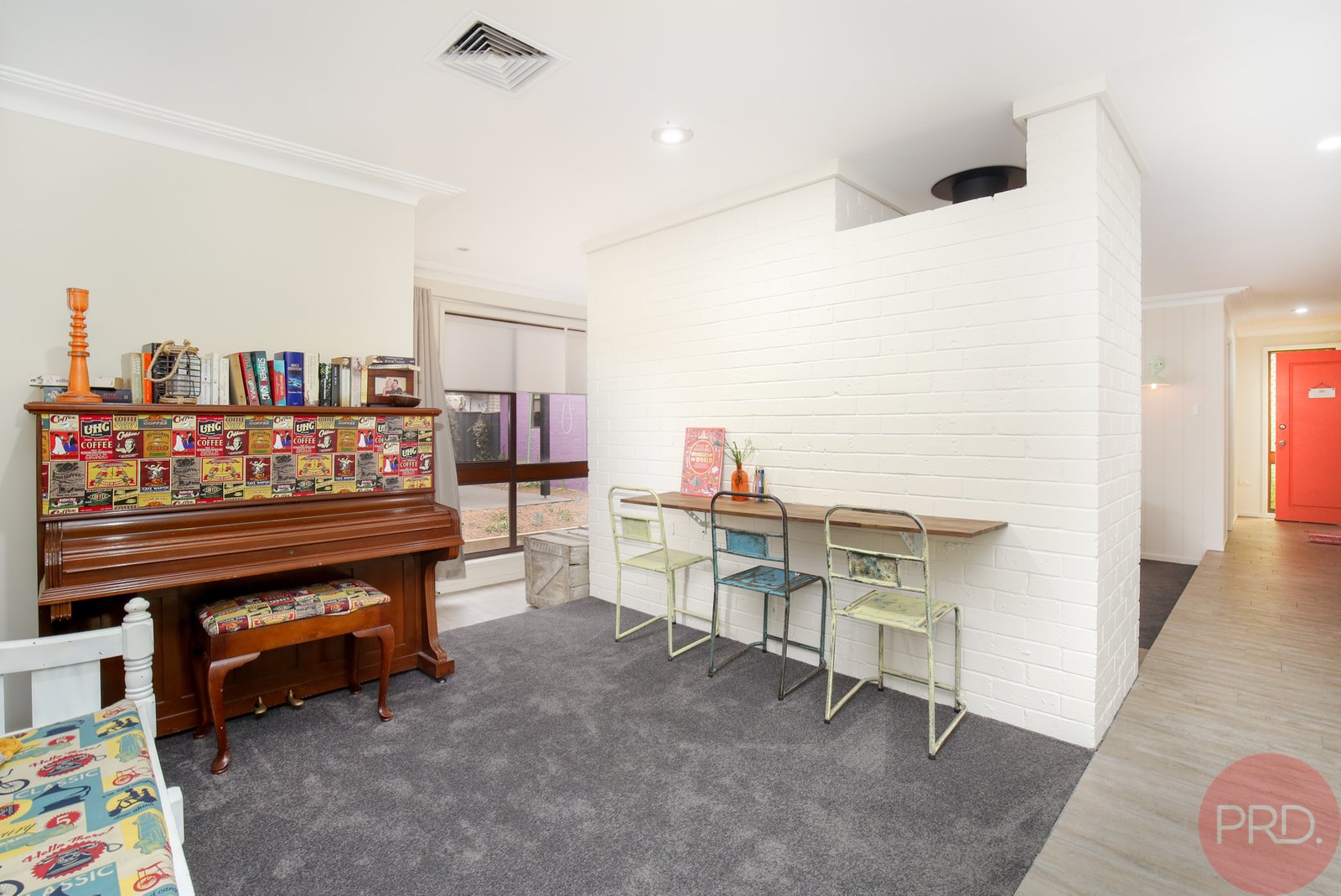 4 Dudley Close METFORD 3