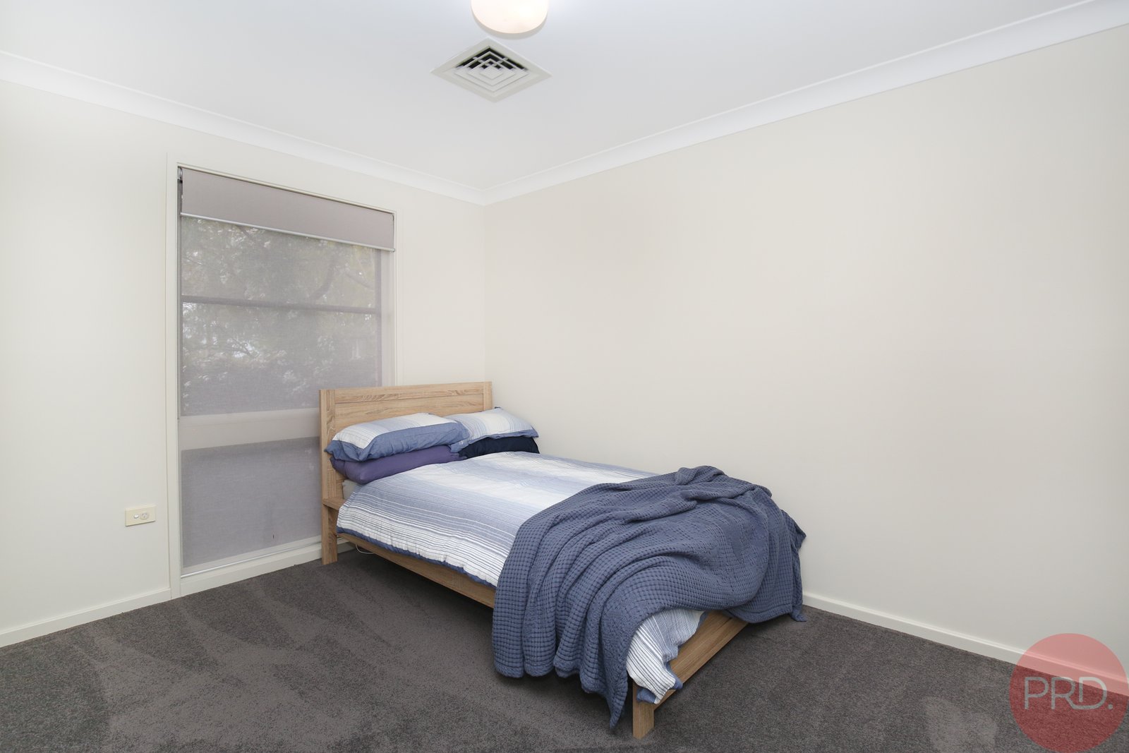 4 Dudley Close METFORD 16