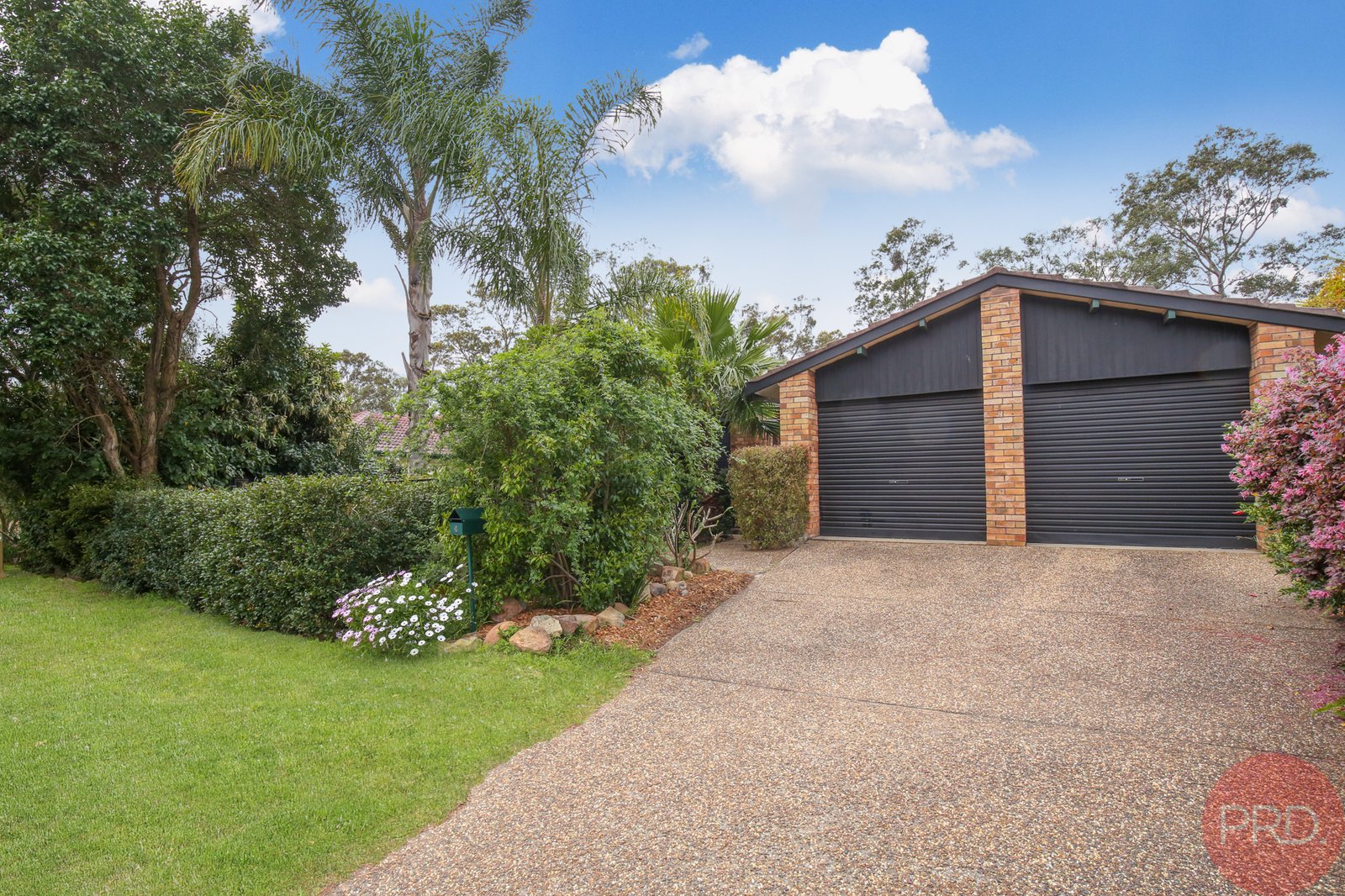 4 Dudley Close METFORD 23