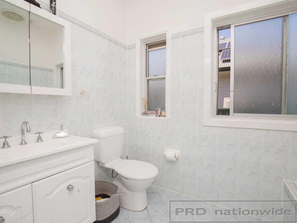 4 Duke St  MORPETH 6