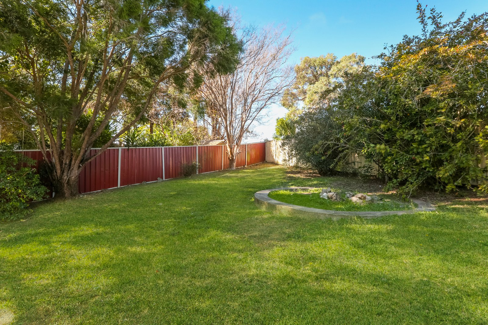 4 Duley Street DAPTO 7