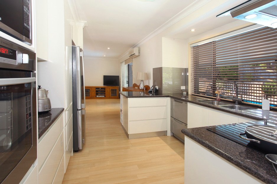 4 Eastwood Drive ROBINA 3